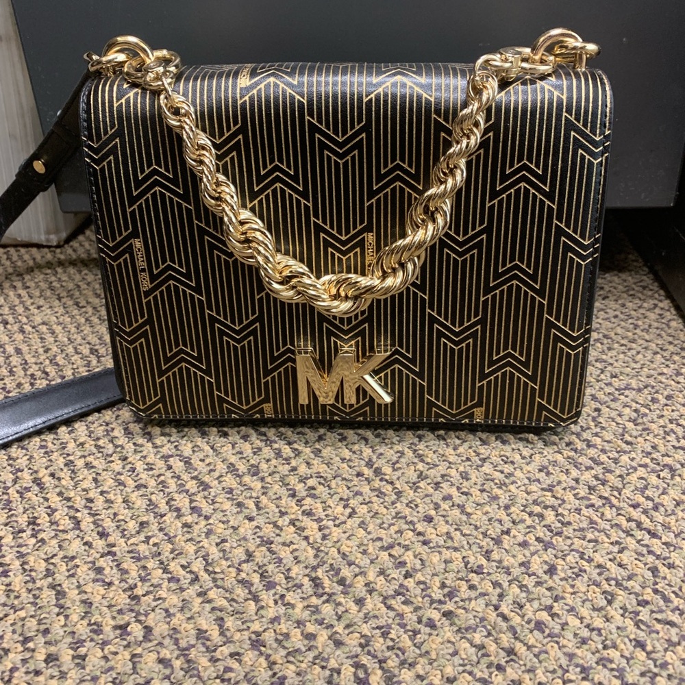 MK Gold Mott Crossbody BEAUTIFUL! 🥰